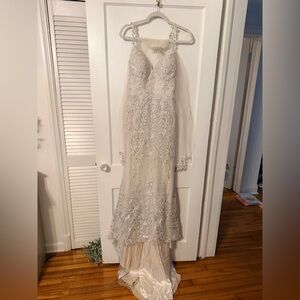 Melissa Sweet David’s Bridal wedding dress, size 4